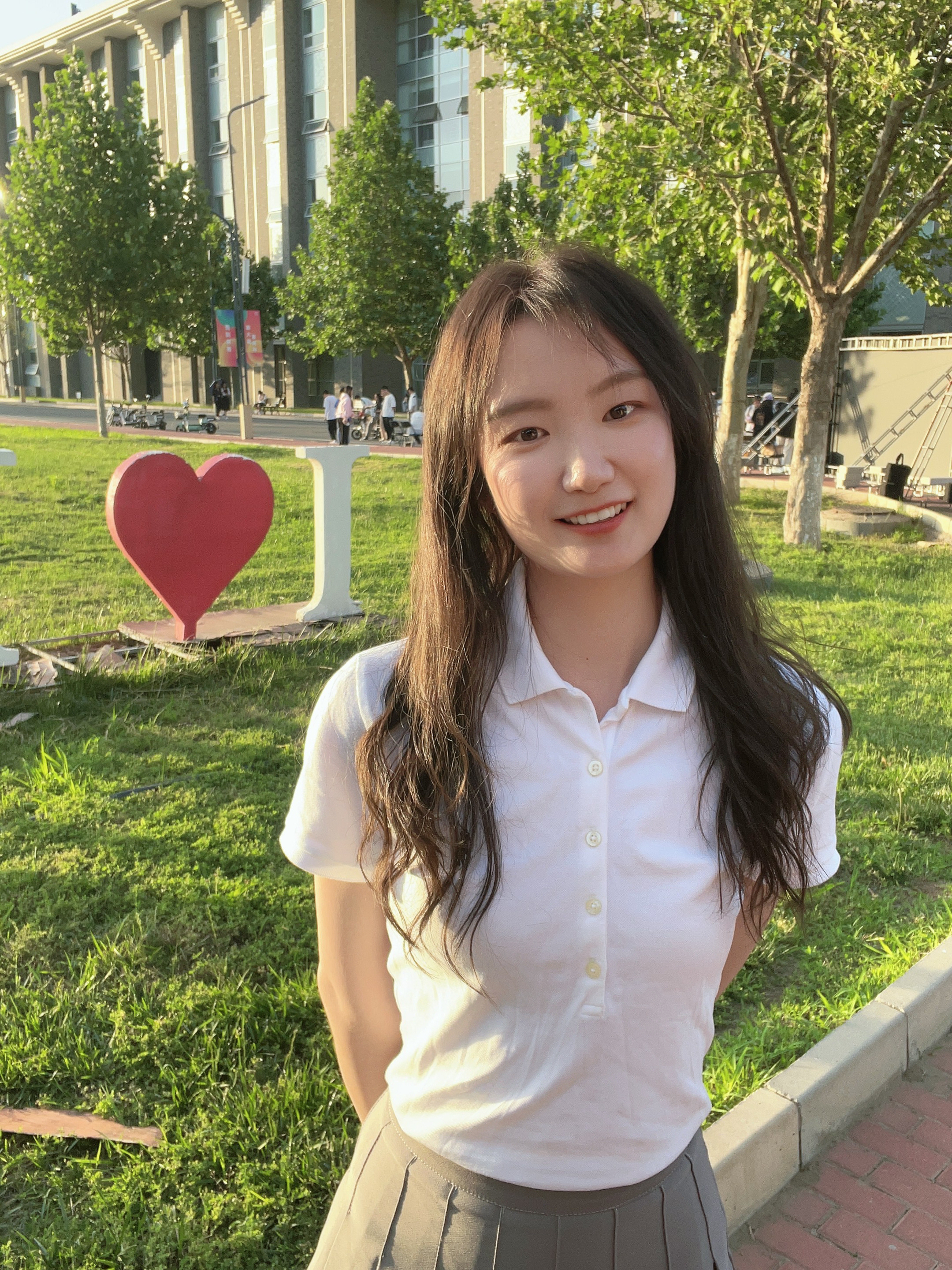 03 生活照-生命科学学院_博士国奖_20220941095_李亚兰_生活照.jpg